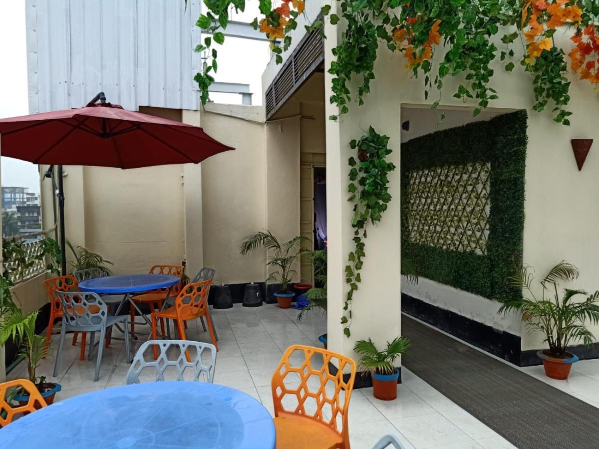 Hotel Grand Circle Inn Dhaka Exteriör bild