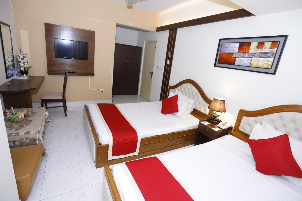 Hotel Grand Circle Inn Dhaka Exteriör bild